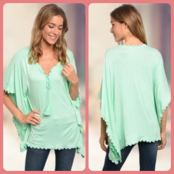 Boutique top Kaftan style with scalloped top mint size Medium - Picture 1 of 7